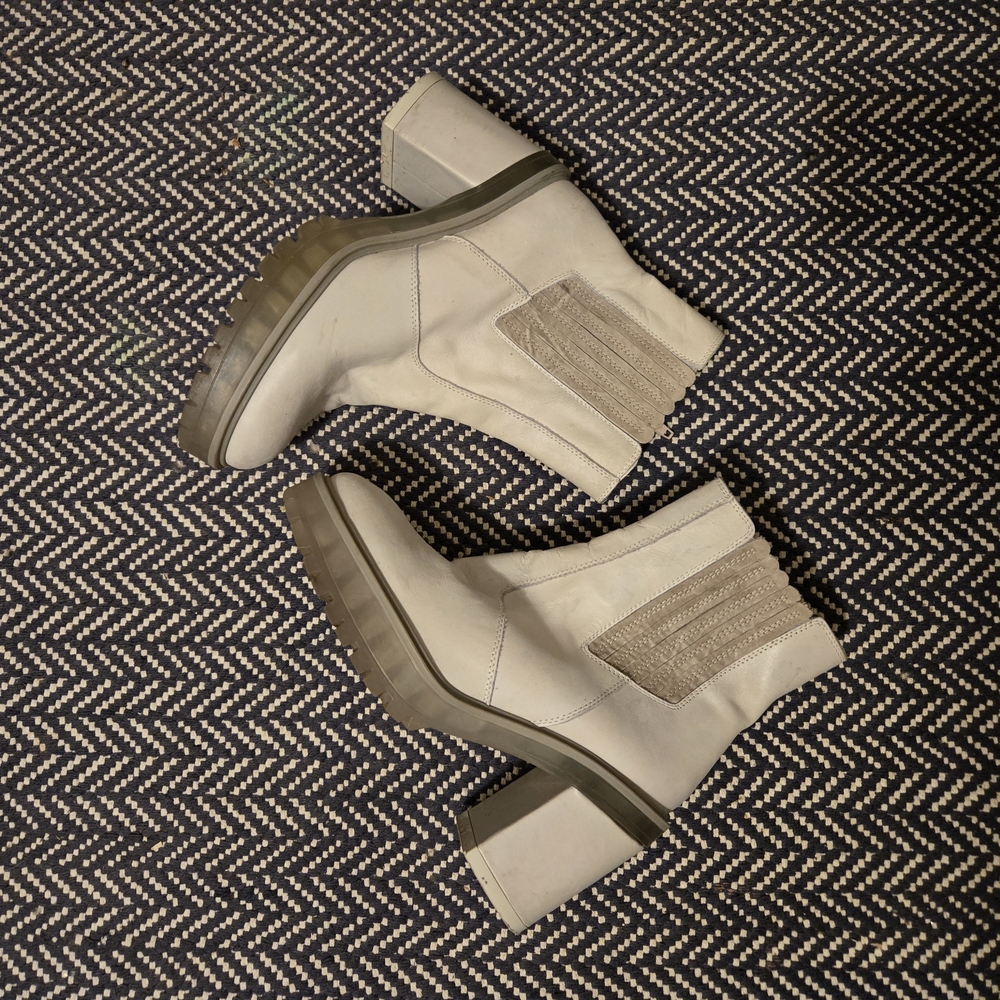 Free People Chunky Chelsea Ankle Boots in Light Beige and Taupe Trim